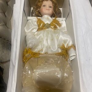 New in Box original packaging. Madison Lee Reba Doll.